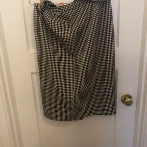 Classic Black and White Checkered Skirt